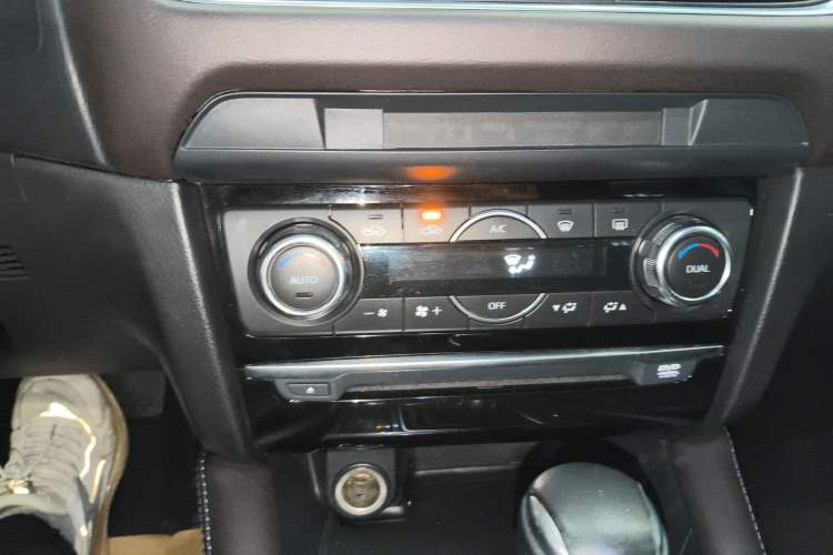 Used Mazda Atenza 2018 2.5L Blue Sky Sport Edition China VI compliant
