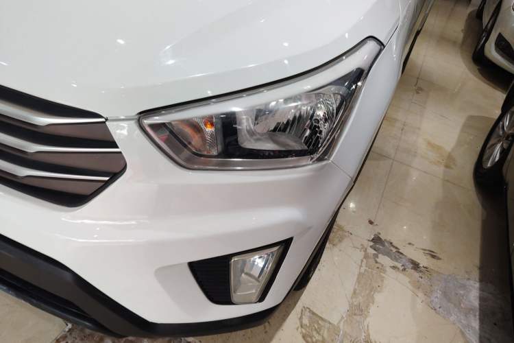 Used Hyundai ix25 2015 1.6L Automatic Two-Wheel Drive Smart GLS Trim
