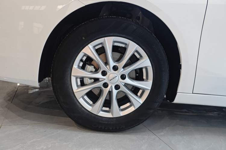 Used Roewe i5 2026 Model 1.5L CVT Luxury Version