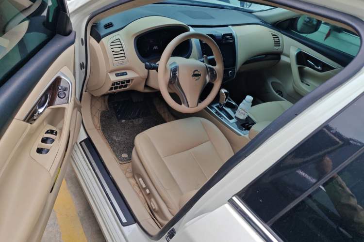 Used Nissan Teana 2013 2.5L XL Leading Edition Driver Seat