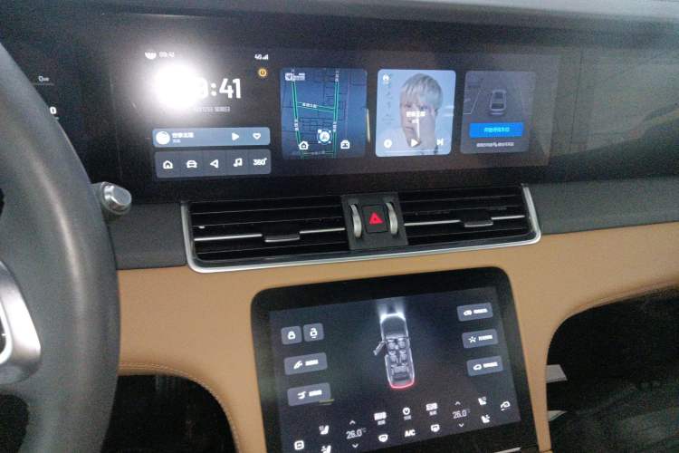 Used Li Auto ONE 2021 Extended-Range 6-Seater Version Audio And AC Panel