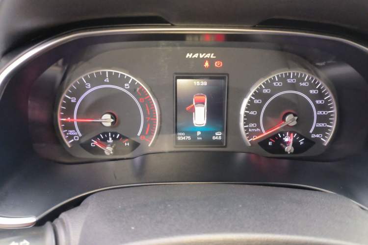 Used Haval H6 2017 Red Label 2.0T Automatic Two-Wheel Drive ZhiShang Model