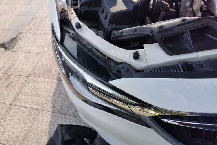 Used Buick GT 2019 18T Automatic Connected Elite Model China VI Standard
