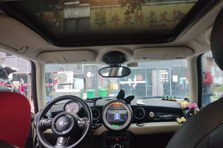 Used MINI 2011 1.6L COOPER Excitement
