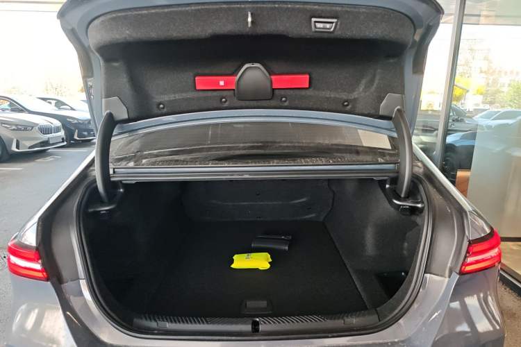 Used BMW i5 2025 eDrive 40L Luxury Package
