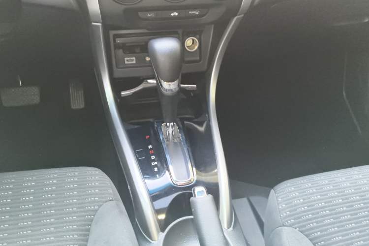 Used Honda Crider 2013 1.8L automatic luxury edition