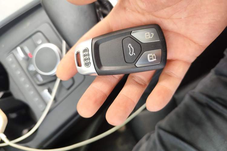 Used Audi A4L 2018 30th Anniversary Edition 40 TFSI Trendy Model Vehicle Key