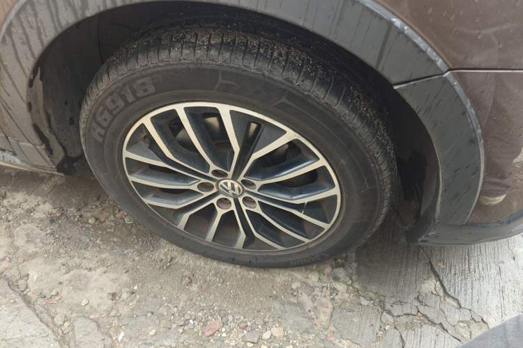 Used Volkswagen Cross Lavida 2014 1.4TSI DSG