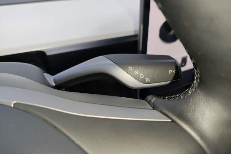 Used Tesla Model 3 2021 Performance High-Performance All-Wheel-Drive Version Gear Lever