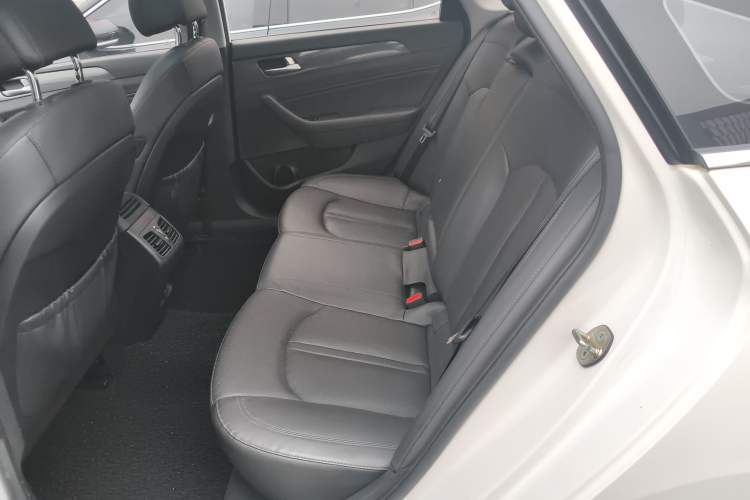 Used Hyundai Sonata 2017 2.4L DLX Premium Model