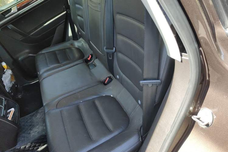 Used Volkswagen Touareg 2011 3.0 TSI Comfort Version