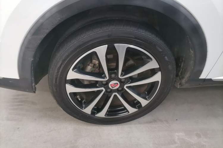 Used Roewe RX3 2020 1.6L Manual 4G Connect Super-Fresh Elite Edition