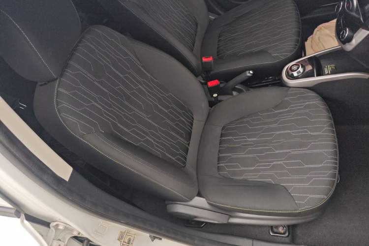 Used CHANGAN Benni E-Star 2021 National Edition Xin Yue Version Lithium Iron Phosphate (31.95 kWh) Right Front Seat