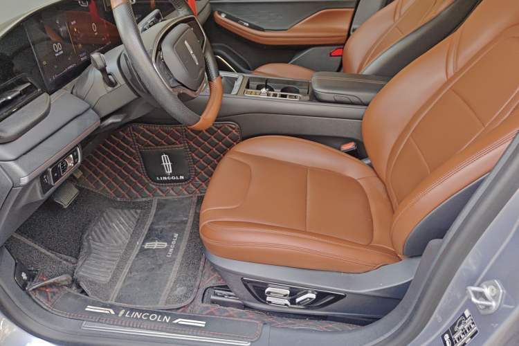 Used Lincoln Z 2022 iKoo Luxury Edition Left Front Seat