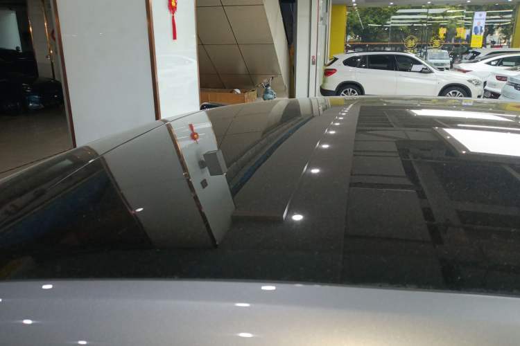 Used ONVO L60 2024 60 kWh Rear-Drive Version Roof