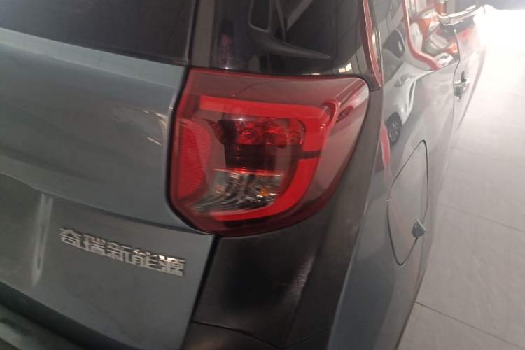 Used Chery QQ Little Ant 2022 Restyled Version Sweet Pink Edition Half-Sugar Version 28.8 kWh 30 kW 301 km Exterior 3