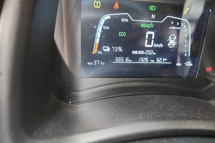 Used NETA N01 2020 380V Odometer Close Up