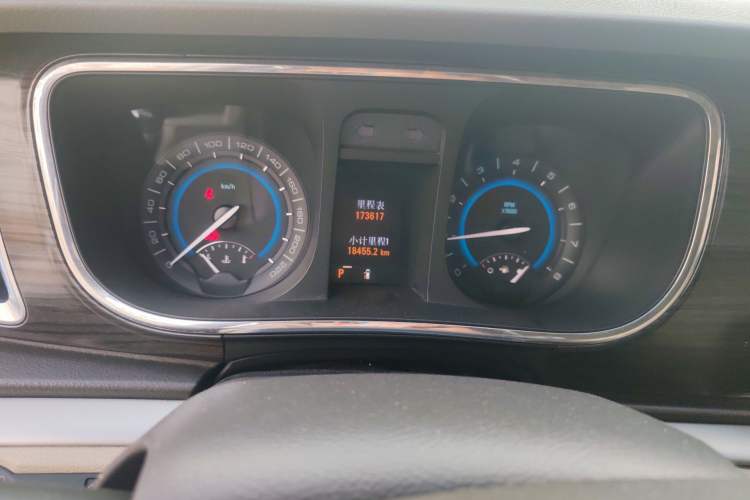 Used Buick GL8 2011 3.0L XT Luxury Business Flagship Edition Instrument Cluster