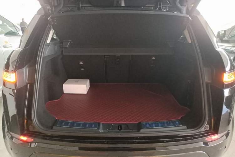 Used Land Rover Range Rover Evoque 2023 Aurora L 249 PS Collins Antique Bronze Special Edition