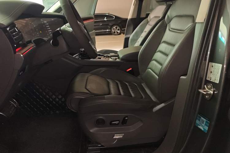 Used Volkswagen Touareg 2019 2.0TSI Ruiyi Edition China VI Standard
