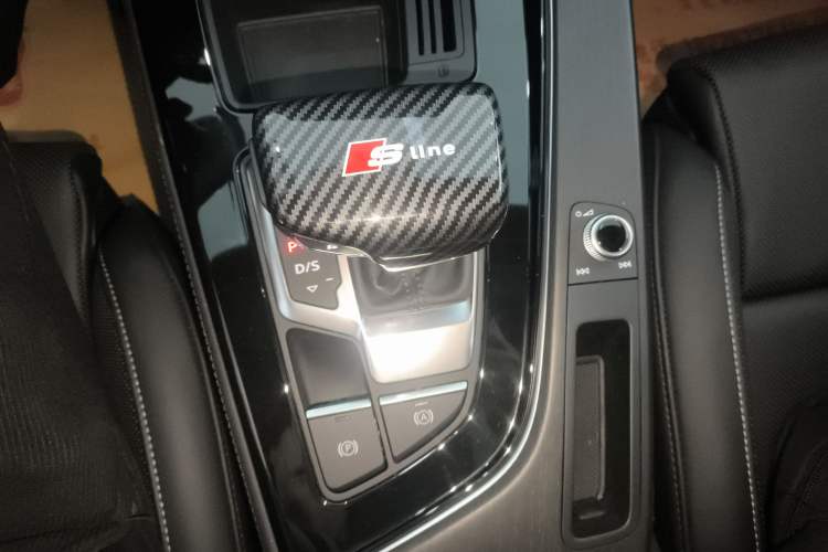 Used Audi A4L 2024 40 TFSI Luxury Dynamic Edition