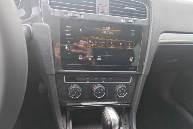 Used Volkswagen Golf 2020 200TSI DSG Comfortable and Ambitious Edition