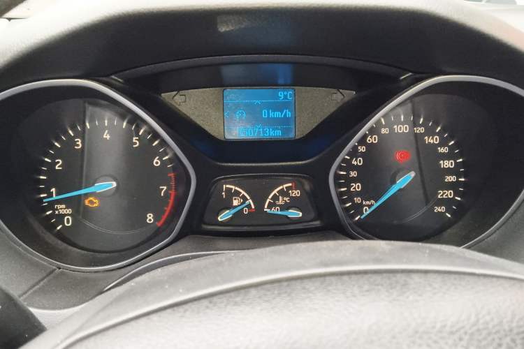 Used Ford Focus 2017 Sedan 1.6L Manual Fashion Edition Smart Drive Version