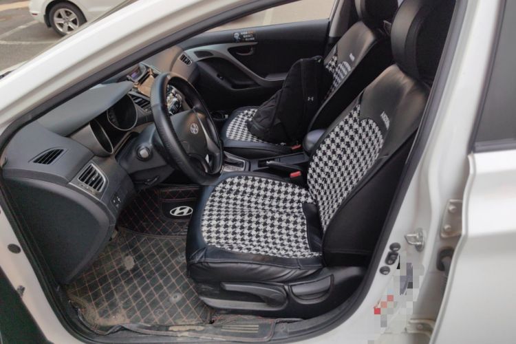 Used Hyundai Elantra (5th Generation / Langdong) 2015 1.6L Automatic Fashion Model
