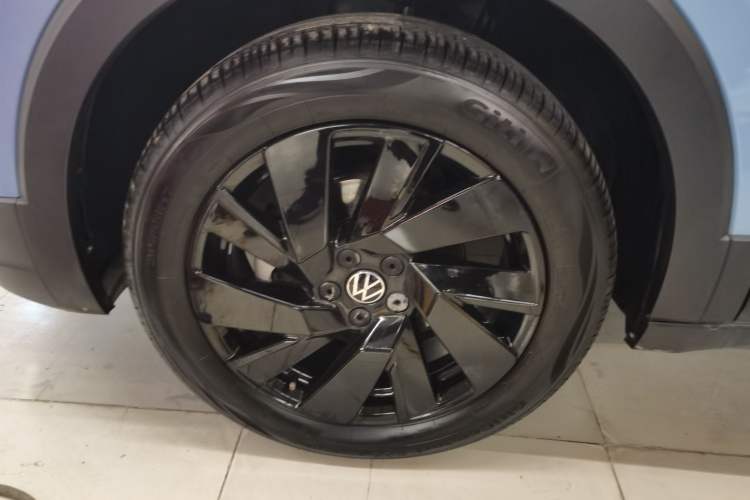 Used Volkswagen Tharu 2025 NewRui 300TSI Prestige Edition
