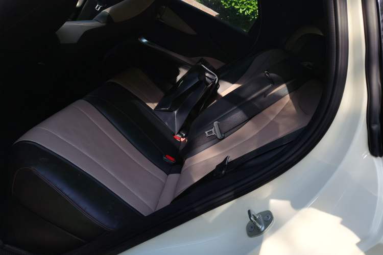 Used BYD Dolphin 2023 420 km Fashion Edition
