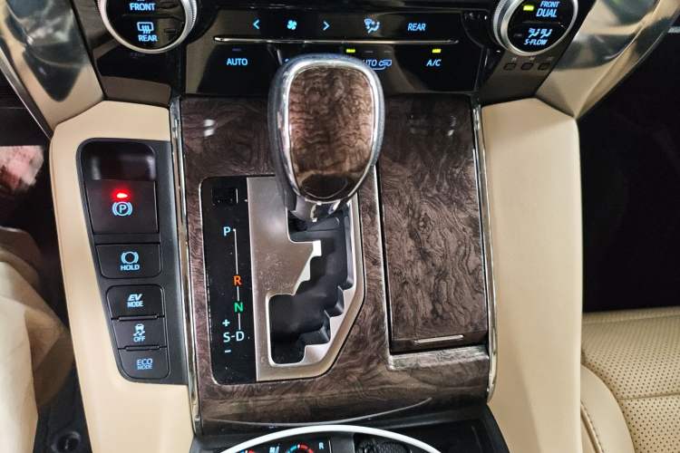 Used Toyota Alphard 2020 Dual-Engine 2.5L Prestige Edition