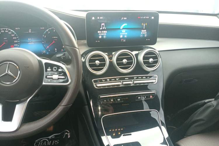 Used Mercedes-Benz GLC 2022 GLC 260 L 4MATIC Dynamic Edition Audio And AC Panel