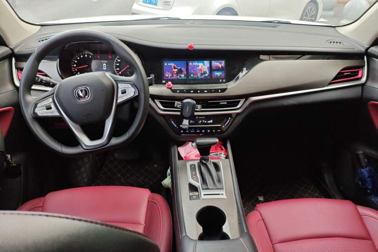 Used CHANGAN CS35PLUS 2019 1.4T DCT CoolLink Blue Whale Edition