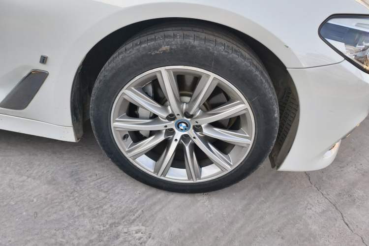 Used BMW 5 Series New Energy 2019 530Le Luxury Package
