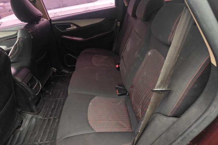 Used Baojun 560 2016 1.8L Manual Comfort Edition