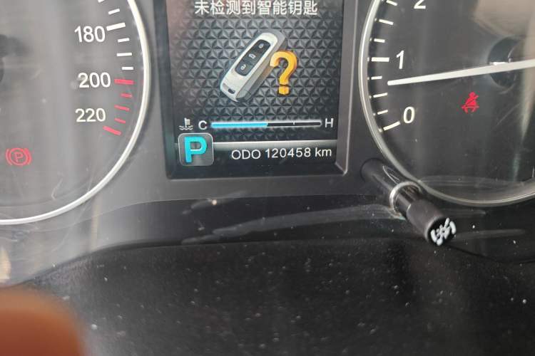 Used SWM X7 2018 1.5T Automatic Smart Enjoyment Version 7 Seats Odometer Close Up