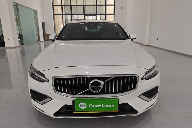 Used Volvo S60 2021 T4 Zhiyi Luxury Edition