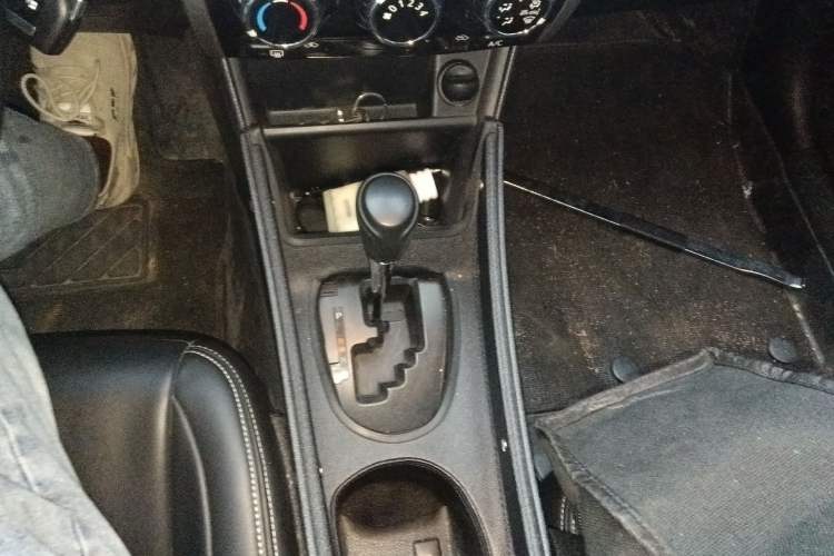 Used Toyota Vios 2019 1.5L CVT Innovation Edition Gear Lever