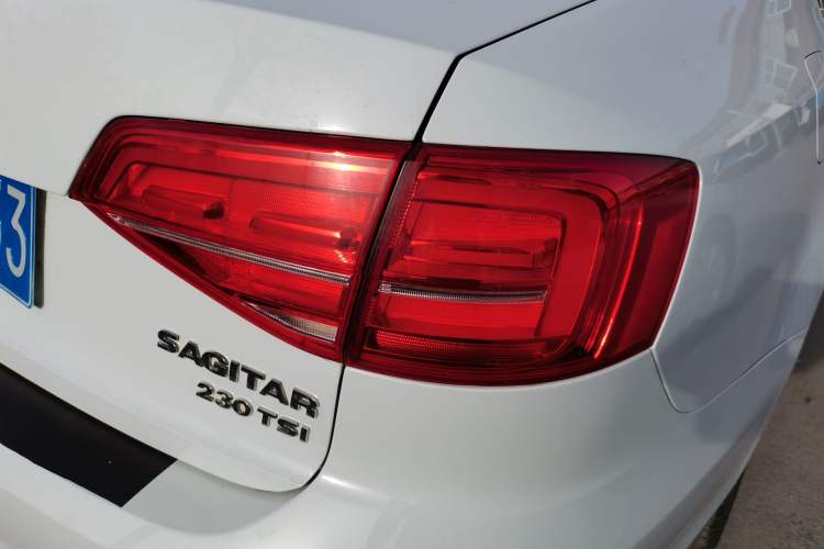 Used Volkswagen Sagitar 2016 230TSI 25th Anniversary Edition
