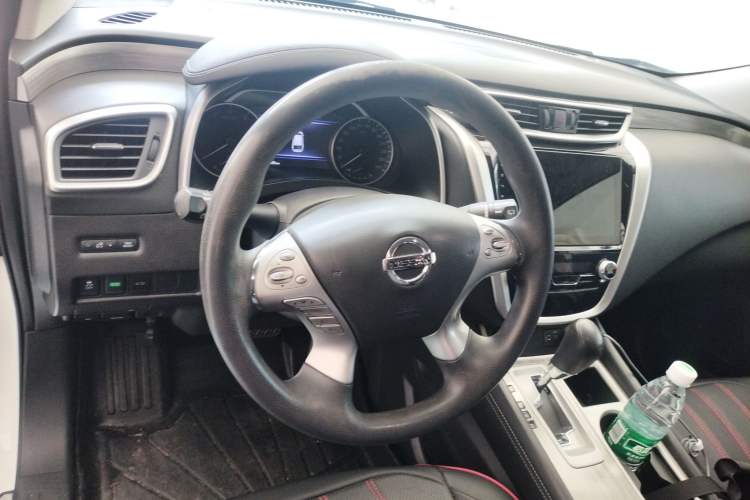 Used Nissan Murano 2019 2.5L XE Two-Wheel Drive Elite Version China VI Standard
