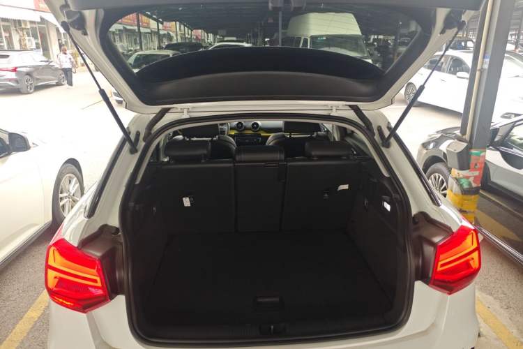 Used Audi Q2L 2018 35 TFSI Fashion Dynamic Version China VI Emission Standard