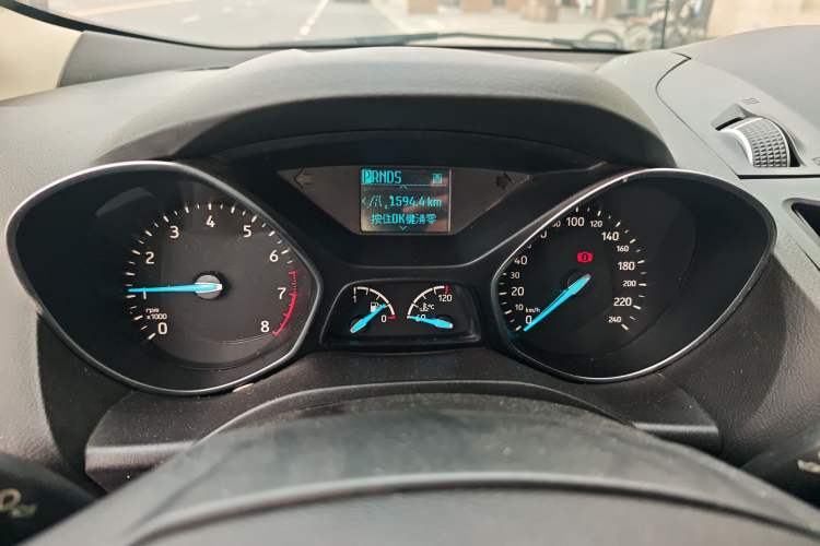 Used Ford Kuga 2017 EcoBoost 180 Two-Wheel-Drive Platinum Edition Instrument Cluster