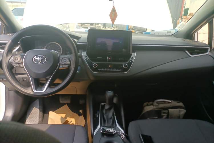 Used Toyota Levin 2021 Dual-Motor 1.8H E-CVT Leading Edition Audio And AC Panel