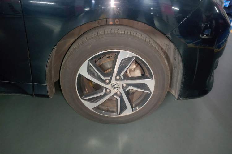 Used Honda Odyssey 2015 Updated Version 2.4L Smart Edition