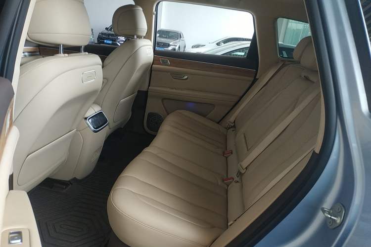 Used Hima AITO M7 2024 1.5T Intelligent Driving 4WD Max Edition 5 Seats Left Rear Seat