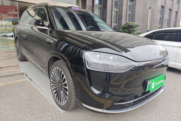 Used Hima AITO M9 2025 Extended-Range Ultra Version 52 kWh 5-Seater Edition Front Right 45 Deg