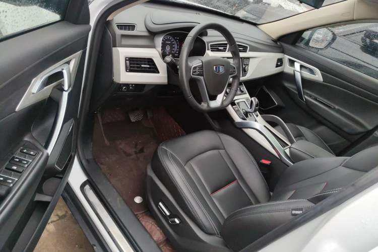 Used Geely Auto Emgrand X7 Sport 2020 1.8TD DCT Two-Wheel Drive Smart Connect 4G-Enabled Version Left Front Seat