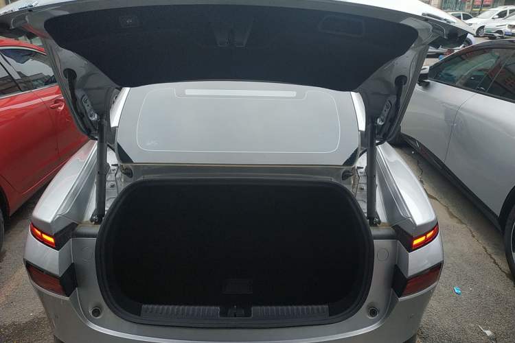 Used XPeng P7 2023 P7i 702 Pro