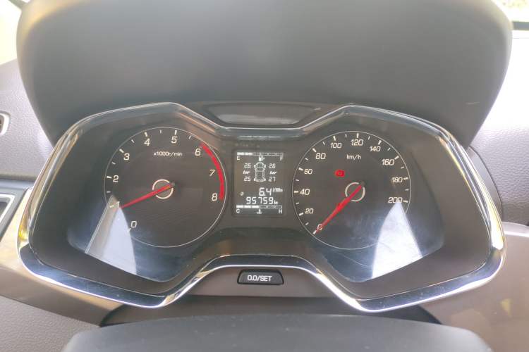 Used Baojun 310W 2017 1.5L Manual Fashion Model China V