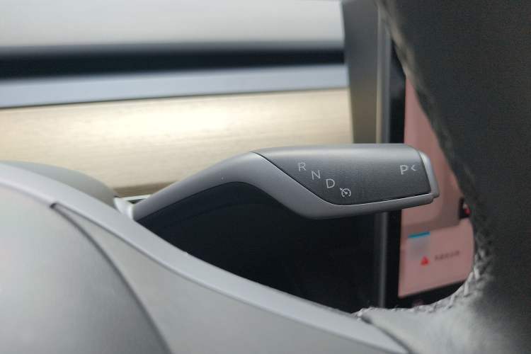 Used Tesla Model Y 2022 Revised Version Rear-Wheel Drive Gear Lever